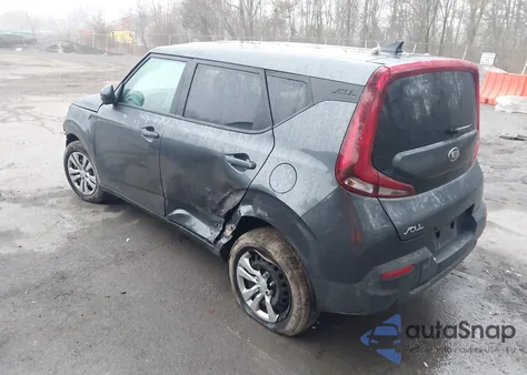 2021 Kia Soul Lx z USA, uszkodzony, nr VIN KNDJ23AU1M7756743